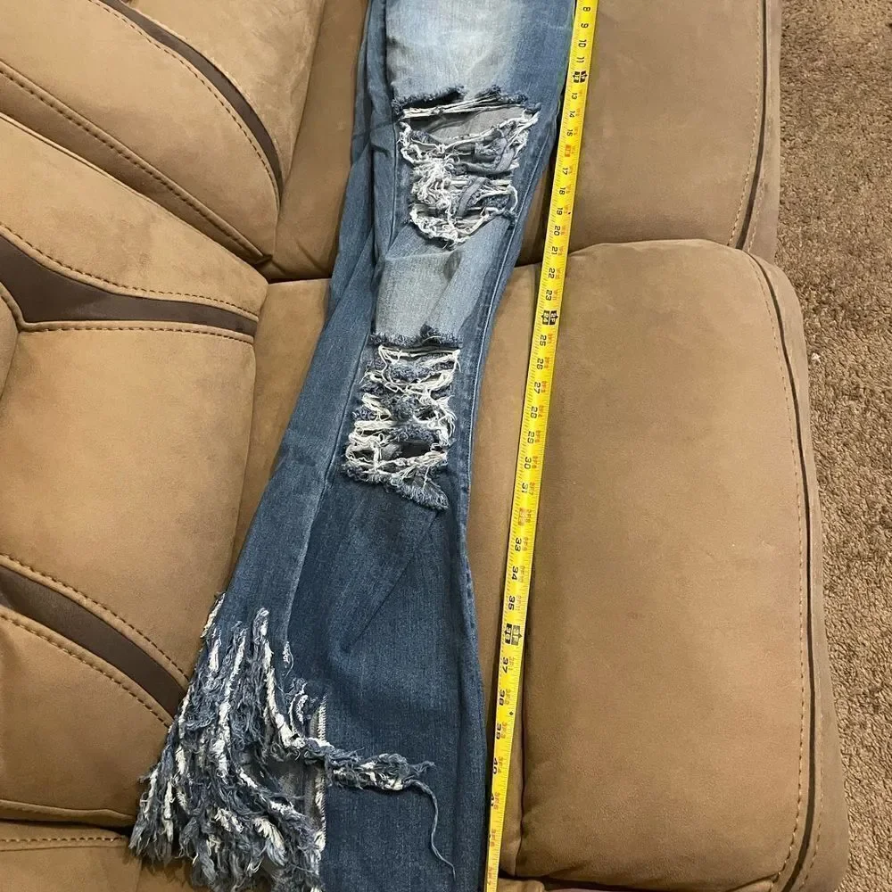 Plus Size Distressed Jeans- NWT